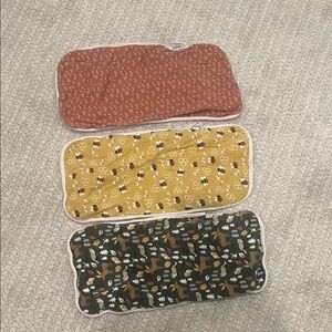Cooper Pearl burp cloth bundle